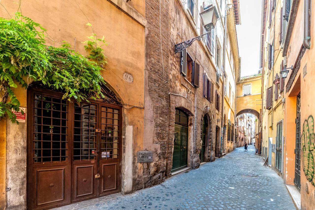 Appartamento Karma House Deluxe Navona Roma Esterno foto